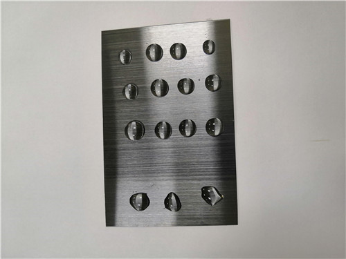 防指紋油為什么要選擇水性的?你們知道嗎 <a href='http://www.3p9m.cn/' class='keys' title='點擊查看關于防指紋油的相關信息' target='_blank'>防指紋油</a>為什么要選擇水性的?你們知道嗎