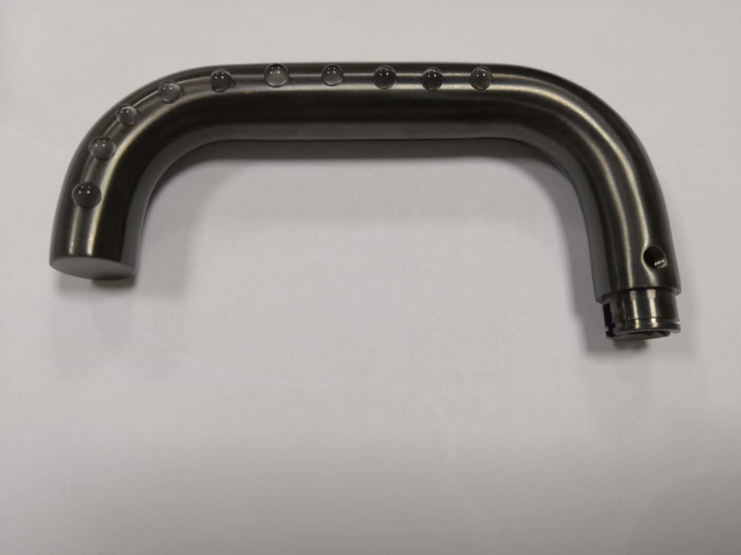 現在跟著高科技的發展,這些不銹鋼防指紋油的用途也越來越廣泛了,在許多當地都會用到這種不銹鋼防指紋油,由于這些不銹鋼防指紋油的使用范圍擴展,隨之而來的這些不銹鋼防指紋油廠家也就越來越多,可是他們在生產這些不銹鋼防指紋油的時分,利用的一些技術和挑選的一些材料是有很大不同的,所以這就呈現了這種不銹鋼防指紋油質量上的不同,所以挑選不銹鋼防指紋油廠家非常有必要。 現在跟著高科技的發展,這些不銹鋼防指紋油的用途也越來越廣泛了,在許多當地都會用到這種不銹鋼防指紋油,由于這些不銹鋼防指紋油的使用范圍擴展,隨之而來的這些不銹鋼防指紋油廠家也就越來越多,可是他們在生產這些不銹鋼防指紋油的時分,利用的一些技術和挑選的一些材料是有很大不同的,所以這就呈現了這種不銹鋼防指紋油質量上的不同,所以挑選不銹鋼防指紋油廠家非常有必要。